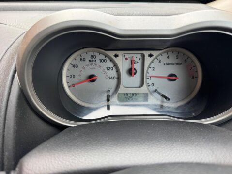 Nissan Note 1.6 16V Tekna Euro 4 5dr 32