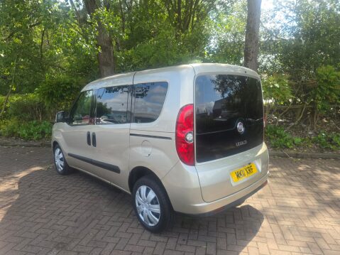 Fiat Doblo DYNAMIC 16V 7