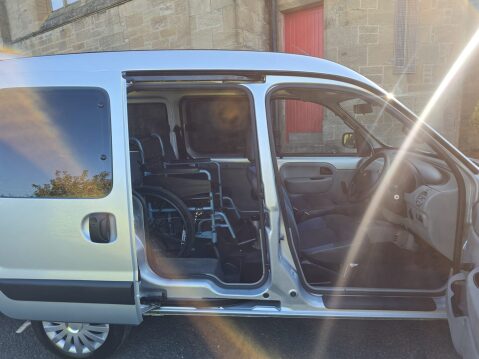 Renault Kangoo AUTHENTIQUE 16V 16