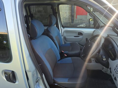Renault Kangoo AUTHENTIQUE 16V 19
