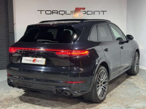 Porsche Cayenne 3.0 V6 E-Hybrid 17.9kWh Platinum Edition SUV 5dr Petrol Plug-in Hybrid Tipt 3
