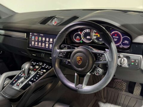 Porsche Cayenne 3.0 V6 E-Hybrid 17.9kWh Platinum Edition SUV 5dr Petrol Plug-in Hybrid Tipt 2