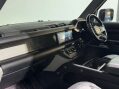 Land Rover Defender 3.0 D300 MHEV X-Dynamic HSE SUV 5dr Diesel Auto 4WD Euro 6 (s/s) (300 ps) 32
