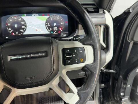 Land Rover Defender 3.0 D300 MHEV X-Dynamic HSE SUV 5dr Diesel Auto 4WD Euro 6 (s/s) (300 ps) 29