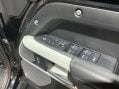 Land Rover Defender 3.0 D300 MHEV X-Dynamic HSE SUV 5dr Diesel Auto 4WD Euro 6 (s/s) (300 ps) 31