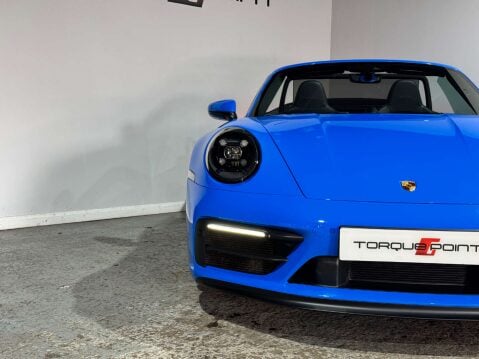 Porsche 911 3.0 911 Carrera GTS 2dr 41