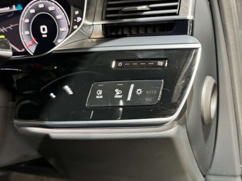 Audi A8 3.0 A8 S Line 50 TDI Quattro Auto 4WD 4dr 28