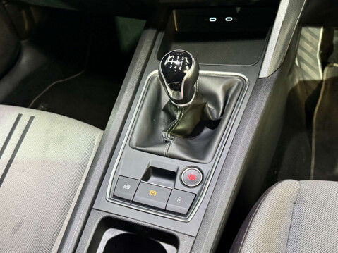 SEAT Leon 1.0 Leon SE Dynamic TSI EVO 5dr 19