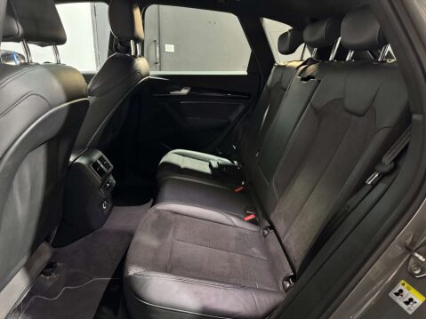Audi Q5 2.0 Q5 Black Edition 45 TFSI Quattro Semi-Auto 4WD 5dr 15