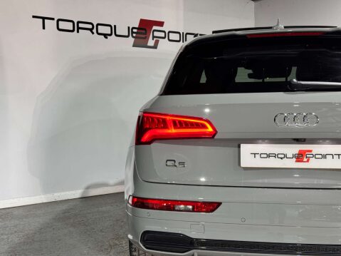 Audi Q5 2.0 Q5 Black Edition 45 TFSI Quattro Semi-Auto 4WD 5dr 35