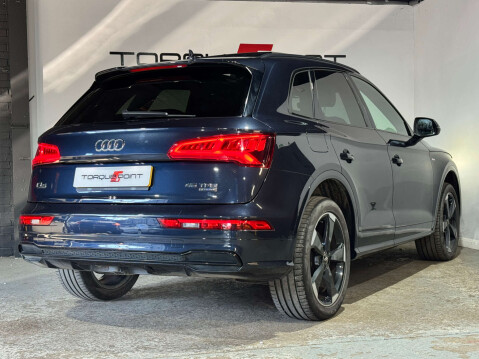 Audi Q5 2.0 Q5 Black Edition 45 TFSI Quattro Semi-Auto 4WD 5dr 32