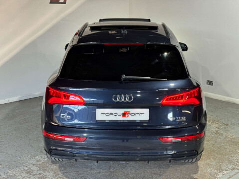Audi Q5 2.0 Q5 Black Edition 45 TFSI Quattro Semi-Auto 4WD 5dr 36