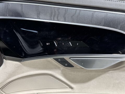 Audi A8 3.0 A8 50 TDI Quattro Auto 4WD 4dr 28