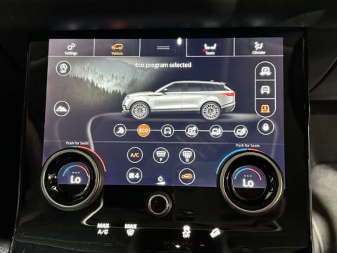 Land Rover Range Rover Velar 3.0 Range Rover Velar R-Dynamic HSE D300 Auto 4WD 5dr 15
