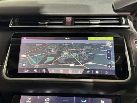 Land Rover Range Rover Velar 3.0 Range Rover Velar R-Dynamic HSE D300 Auto 4WD 5dr 16