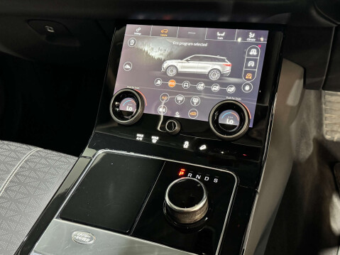 Land Rover Range Rover Velar 3.0 Range Rover Velar R-Dynamic HSE D300 Auto 4WD 5dr 20