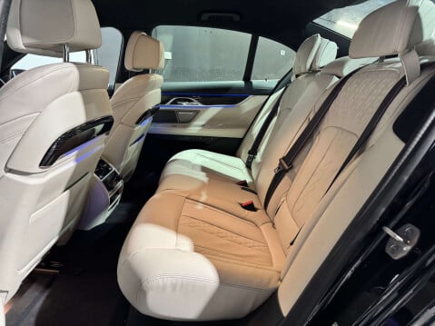 BMW 7 Series 3.0 730d M Sport MHEV Auto 4dr 14