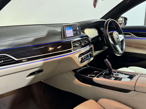BMW 7 Series 3.0 730d M Sport MHEV Auto 4dr 29