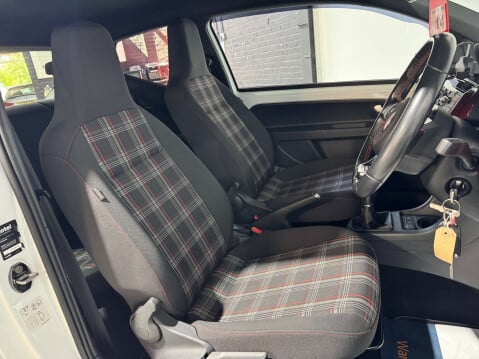 Volkswagen Up 1.0 Up GTi 3dr 11