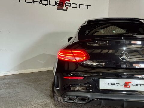 Mercedes-Benz C Class 4.0 AMG C 63 S Premium Auto 2dr 31