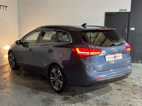 Kia Ceed 1.6 Ceed 3 ISG CRDi 5dr 9