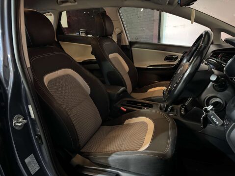 Kia Ceed 1.6 Ceed 3 ISG CRDi 5dr 11