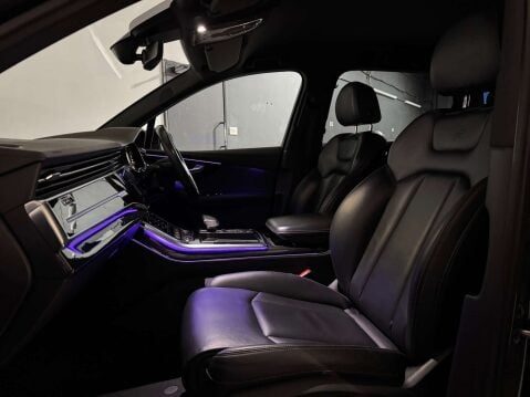 Audi Q7 3.0 Q7 Black Edition 50 TDI MHEV Quattro Auto 4WD 5dr 12