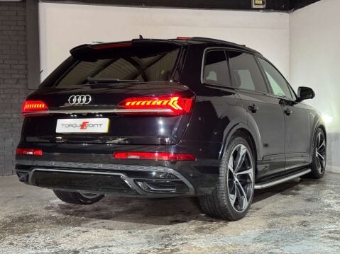 Audi Q7 3.0 Q7 Black Edition 50 TDI MHEV Quattro Auto 4WD 5dr 33
