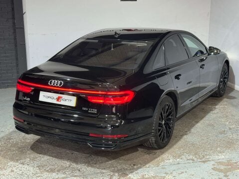 Audi A8 3.0 A8 55 TFSI Quattro Auto 4WD 4dr 33