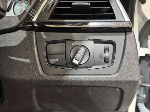 BMW 4 Series 3.0 M4 Semi-Auto 2dr 35