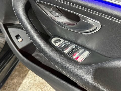 Mercedes-Benz CLS 2.9 CLS 350 D AMG Line Premium+ 4Matic Auto 4WD 4dr 28