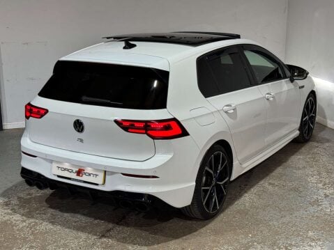 Volkswagen Golf 2.0 Golf R TSi 4Motion Semi-Auto 4WD 5dr 31
