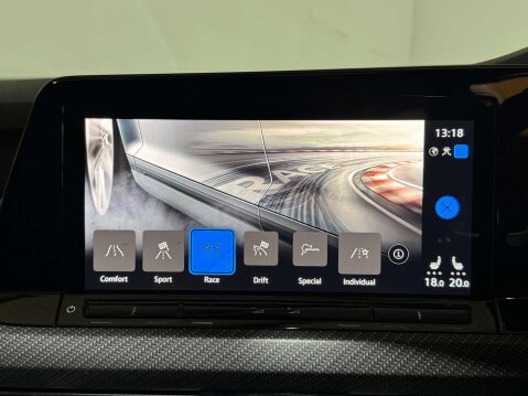 Volkswagen Golf 2.0 Golf R TSi 4Motion Semi-Auto 4WD 5dr 13