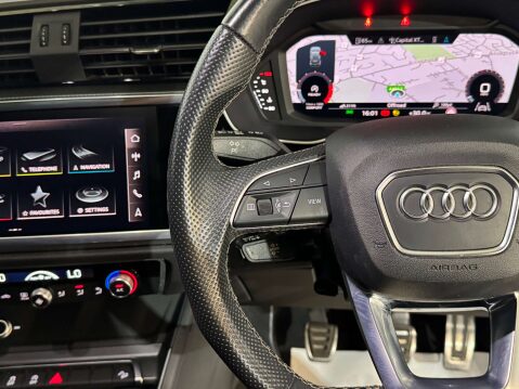 Audi Q3 1.5 Q3 Black Edition 35 TFSI 5dr 21