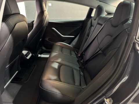 Tesla Model 3 (Dual Motor) Performance Saloon 4dr Electric Auto 4WDE (Performance Upgrade 17