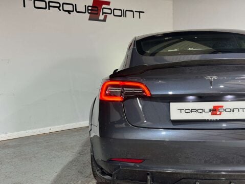 Tesla Model 3 (Dual Motor) Performance Saloon 4dr Electric Auto 4WDE (Performance Upgrade 32