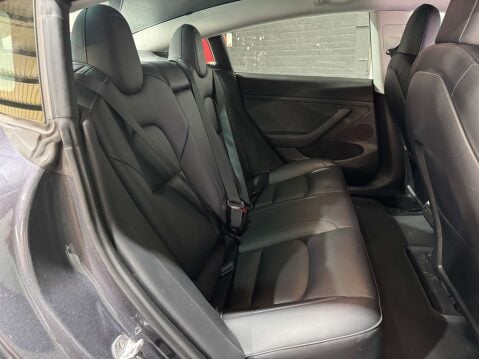 Tesla Model 3 (Dual Motor) Performance Saloon 4dr Electric Auto 4WDE (Performance Upgrade 16