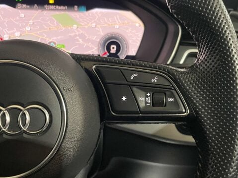 Audi A4 2.0 A4 S Line 35 TFSI Semi-Auto 4dr 17