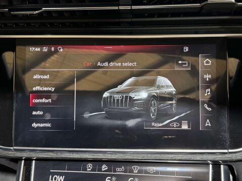 Audi Q7 3.0 Q7 Vorsprung 50 TDI MHEV Quattro Auto 4WD 5dr 24