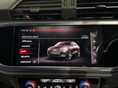 Audi Q3 1.5 Q3 Sportback 35 TFSI MHEV Black Edition Semi-Auto 5dr 18