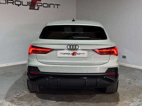 Audi Q3 1.5 Q3 Sportback 35 TFSI MHEV Black Edition Semi-Auto 5dr 5