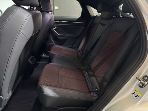 Audi Q3 1.5 Q3 Sportback 35 TFSI MHEV Black Edition Semi-Auto 5dr 14