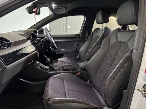Audi Q3 1.5 Q3 Sportback 35 TFSI MHEV Black Edition Semi-Auto 5dr 12