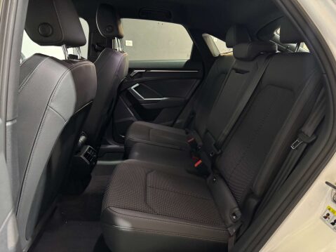 Audi Q3 1.5 Q3 Sportback 35 TFSI MHEV Black Edition Semi-Auto 5dr 14