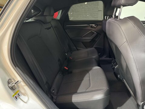 Audi Q3 1.5 Q3 Sportback 35 TFSI MHEV Black Edition Semi-Auto 5dr 13