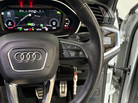 Audi Q3 1.5 Q3 Sportback 35 TFSI MHEV Black Edition Semi-Auto 5dr 19
