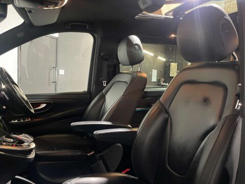 Mercedes-Benz V Class 2.1 V 220 D AMG Line Auto 5dr 16