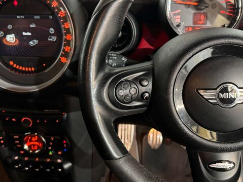 Mini Hatch 1.6 John Cooper Works 3dr 17