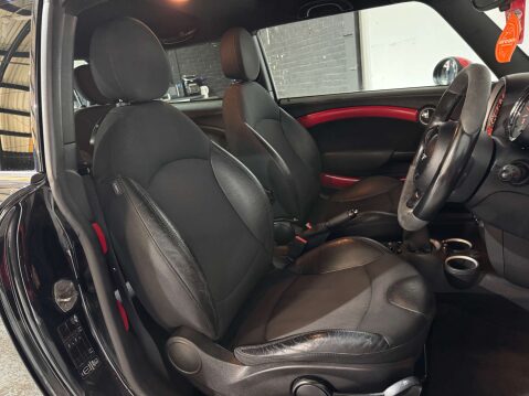 Mini Hatch 1.6 John Cooper Works 3dr 11
