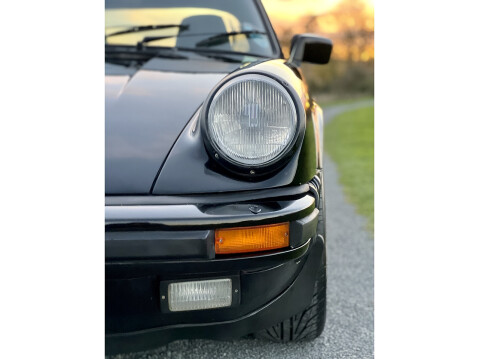 Porsche 911 CARRERA TARGA 9